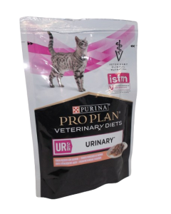 UR Feline umido salmone Purina